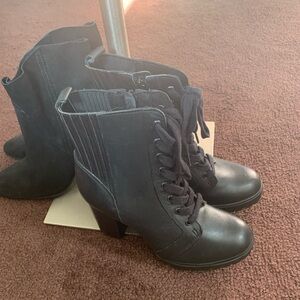 Steve Madden Black Lace-Up Boots